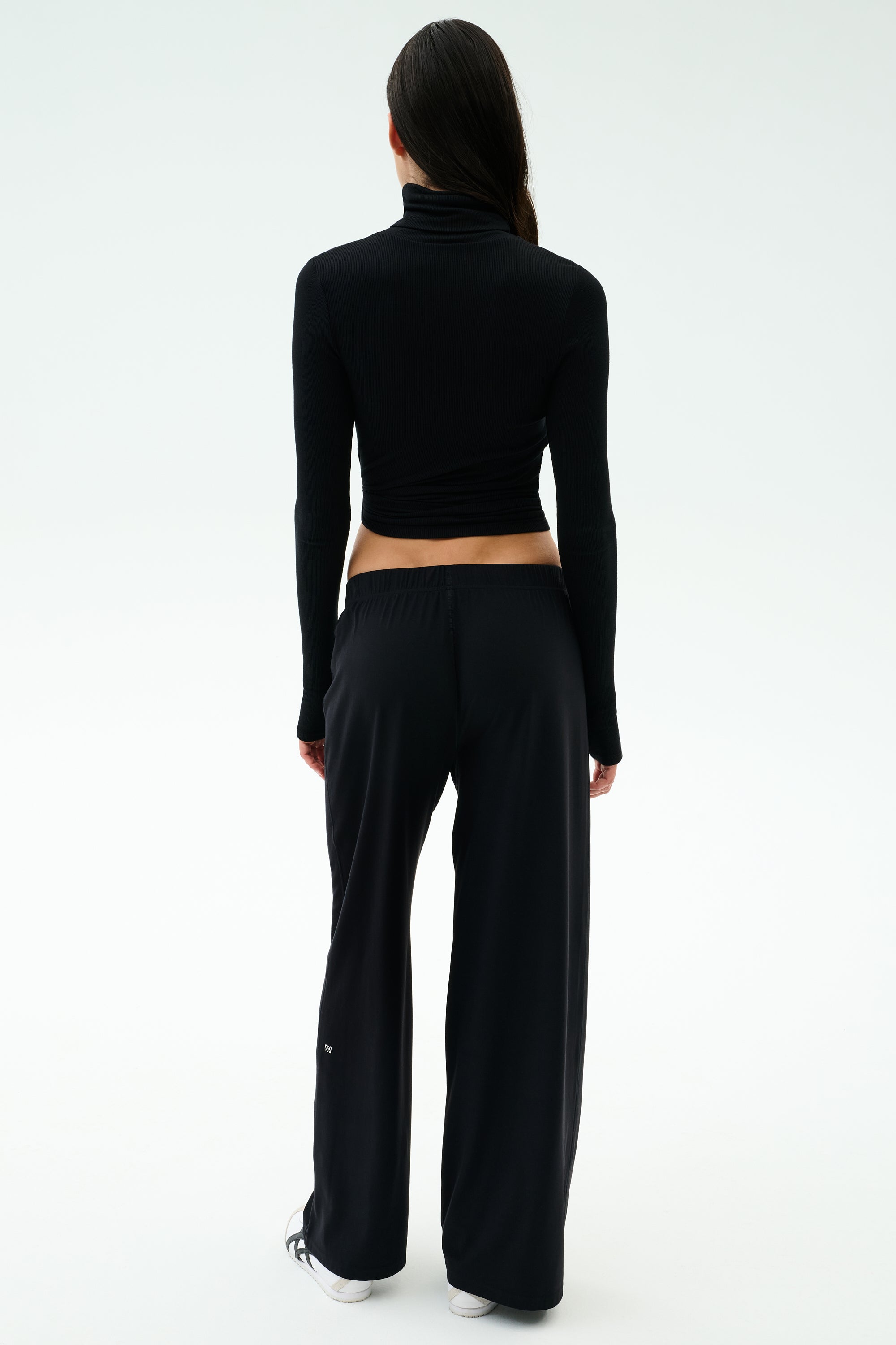 Brynn Airweight Pant - Black