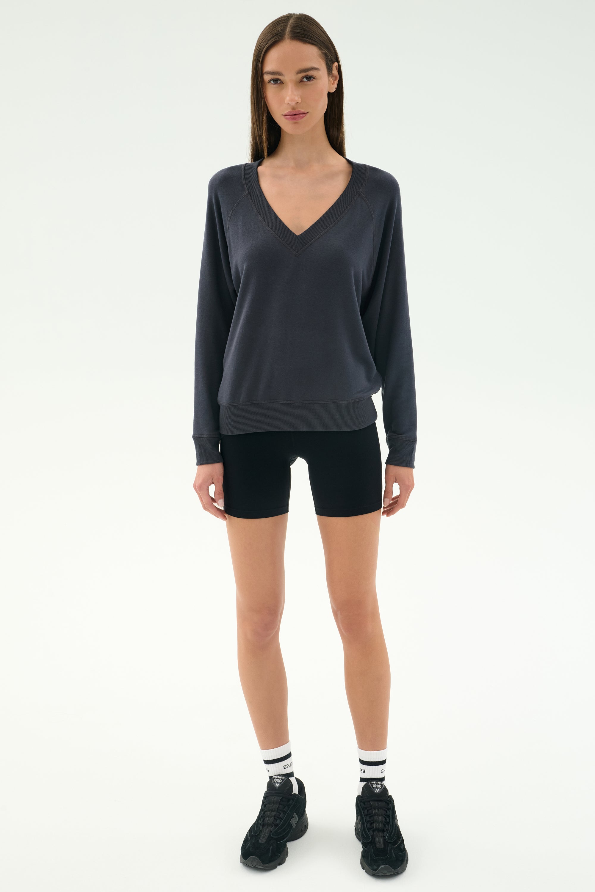 Bennie Fleece V Neck Sweatshirt - Graphite