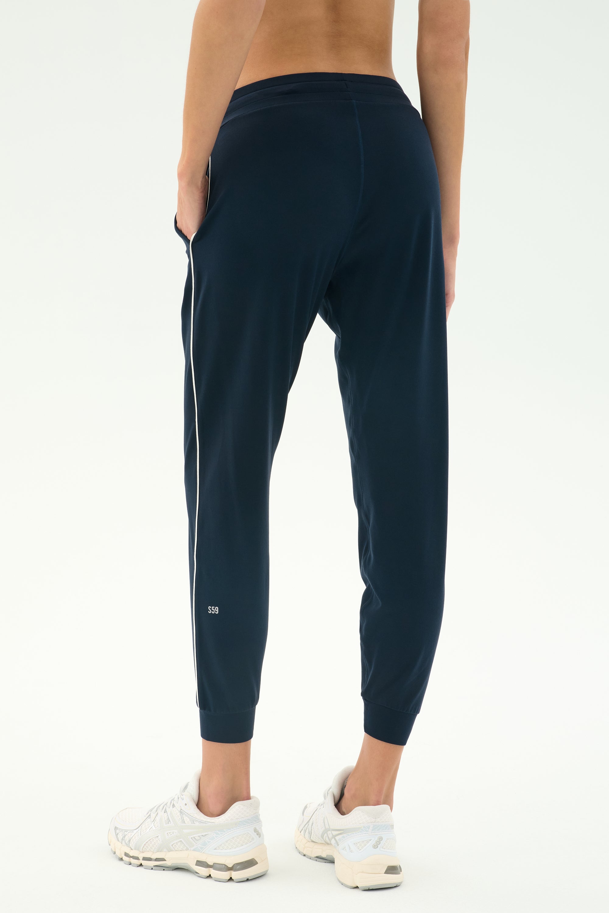 Airweight Jogger 7/8 with Piping - Indigo/White